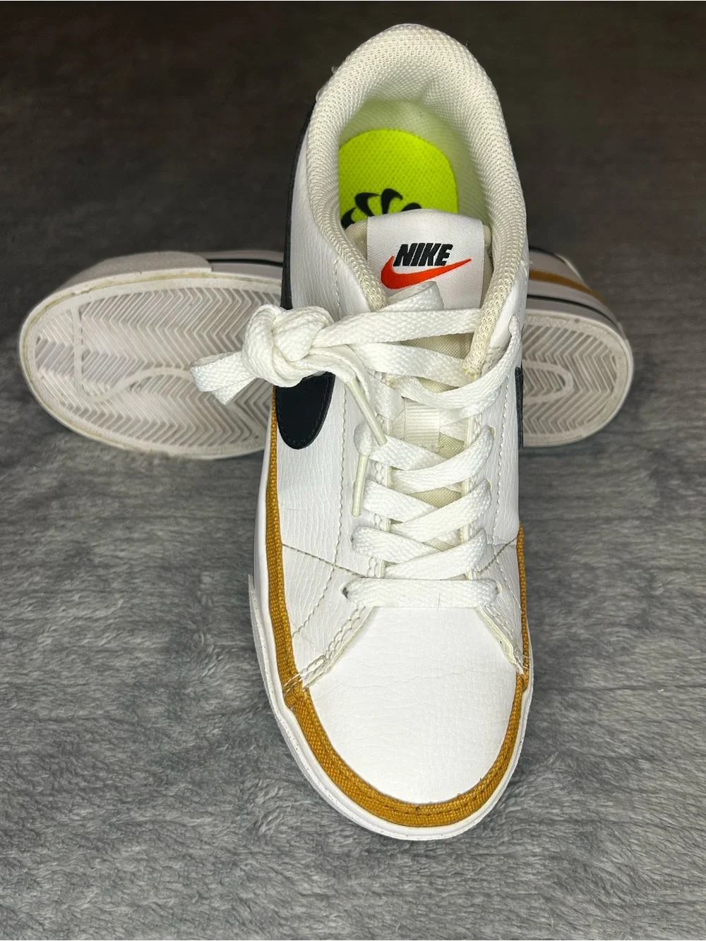Nike Court Legacy Women's Size 6 White/Black/Gold Low-Top Sneaker